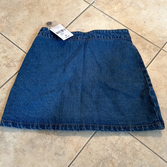 3/$10 NWT Forever 21 button denim A line mini skirt SMALL - Picture 2 of 3